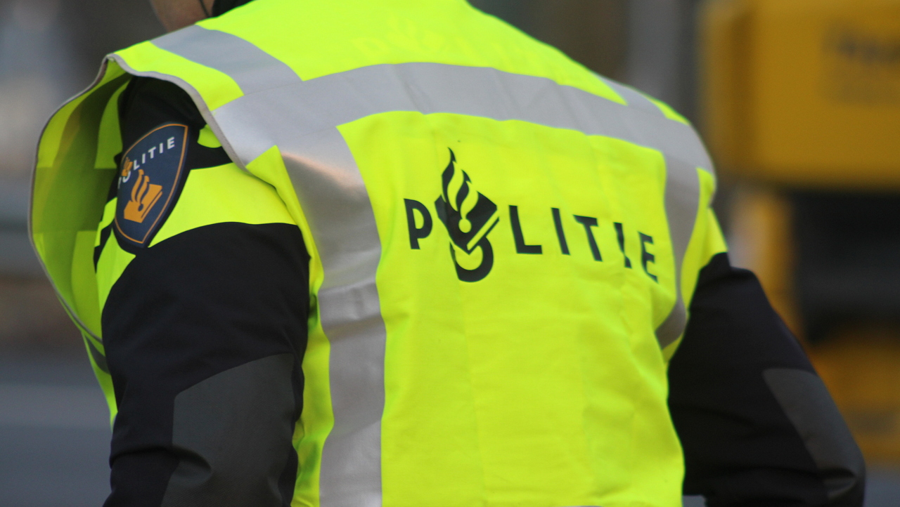 112-dokkum Inbraak in busstation Dokkum