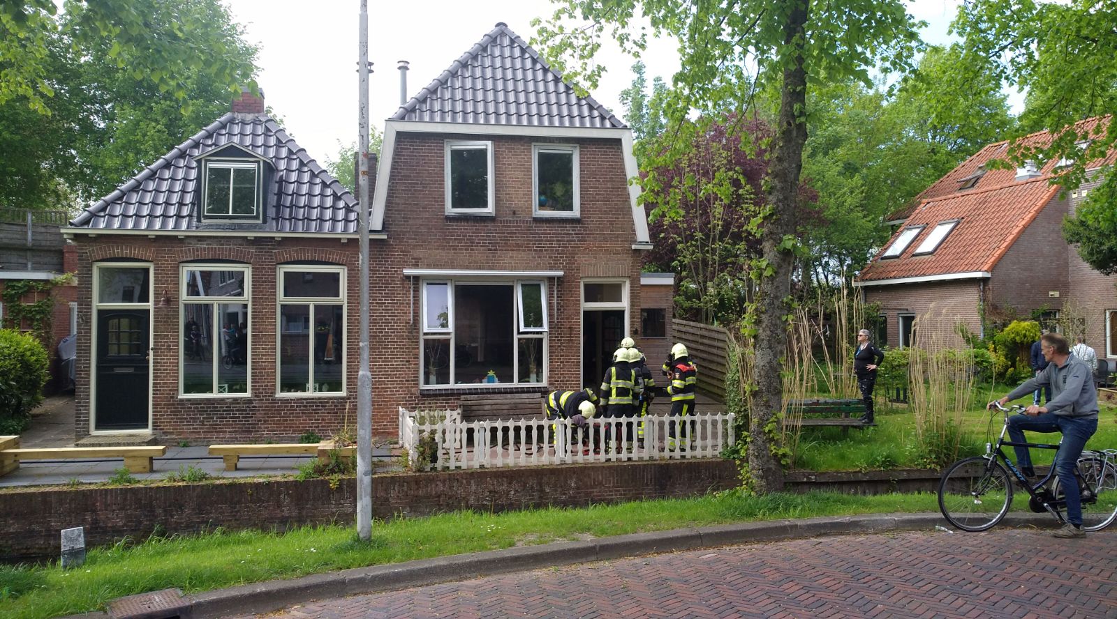  Keukenbrand in woning aan het Leliewaltje in Dokkum