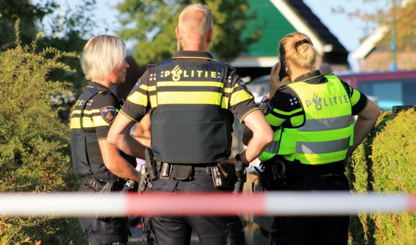 112-dokkum 4 mannen overvallen pizzabezorger met vuurwapen in Kollum