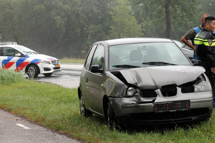 112-dokkum Persoon gewond bij kop-staartbotsing op kruising Quatrebras