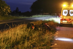 112-dokkum Motorrijder gewond na valpartij bij Marrum  