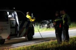 112-dokkum Twee personen ernstig gewond na frontale botsing op N357 nabij Ferwert