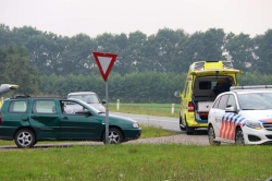112-dokkum Scooterrijdster gewond bij ongeval Feanwâlden
